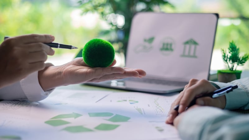 Investition in grüne Energie Deutschland